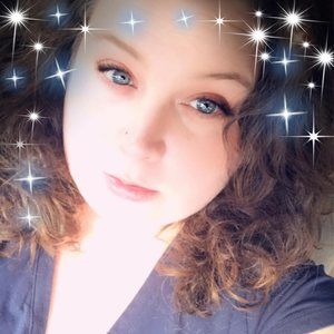 Meet your Posher, Rebekah